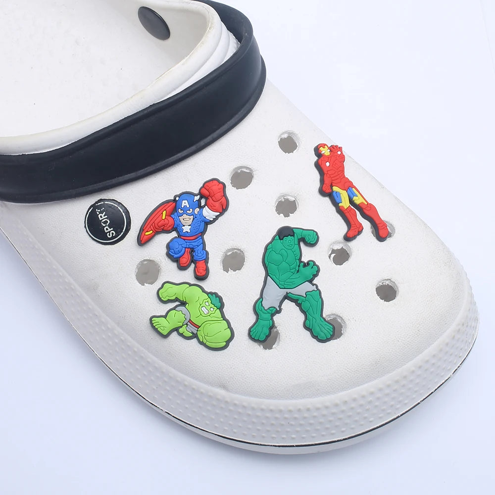 Brelocuri decorative Avengers Supereroi – Accesorii pentru încălțăminte, 30 de piese