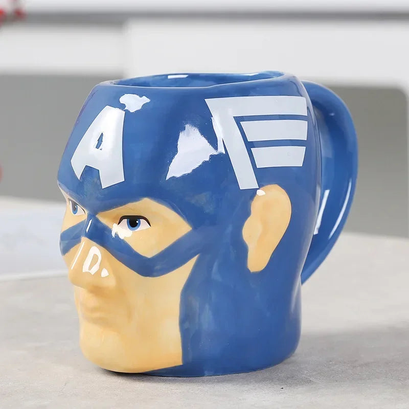 Cană ceramică 3D Captain America – cap în formă de cască