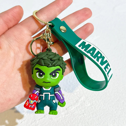 Breloc Hulk – figurină chibi cu mănușă