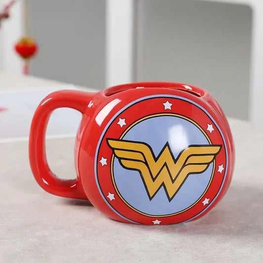 3D-keramikkrus med Wonder Woman fra DC Comics – guldfarvet logo