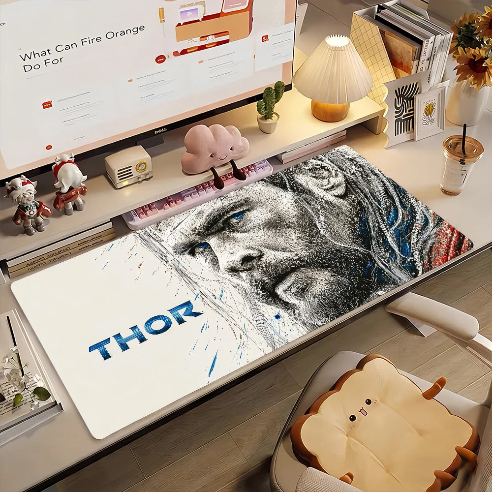 Thor egérpad – Vázlatportré