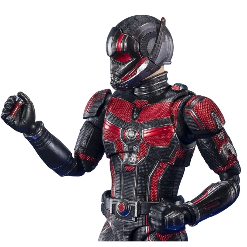 Figura S.H.Figuarts Homem-Formiga - Bandai Quantumania Fato Vermelho e Preto