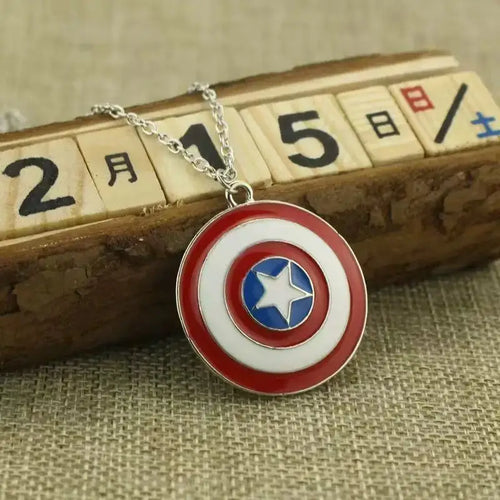 Colier Avengers Captain America - Pandantiv scut