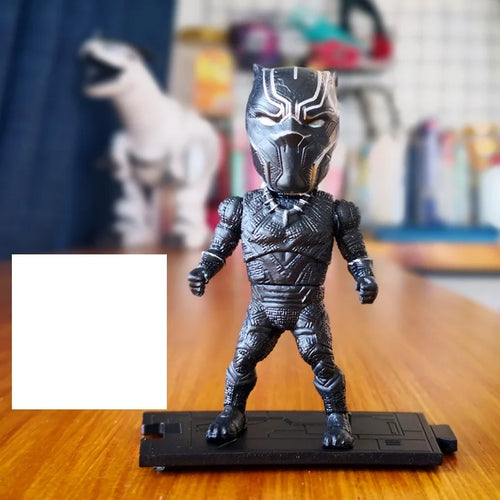Figurka Black Panthera – mini chibi se sevřenými pěstmi