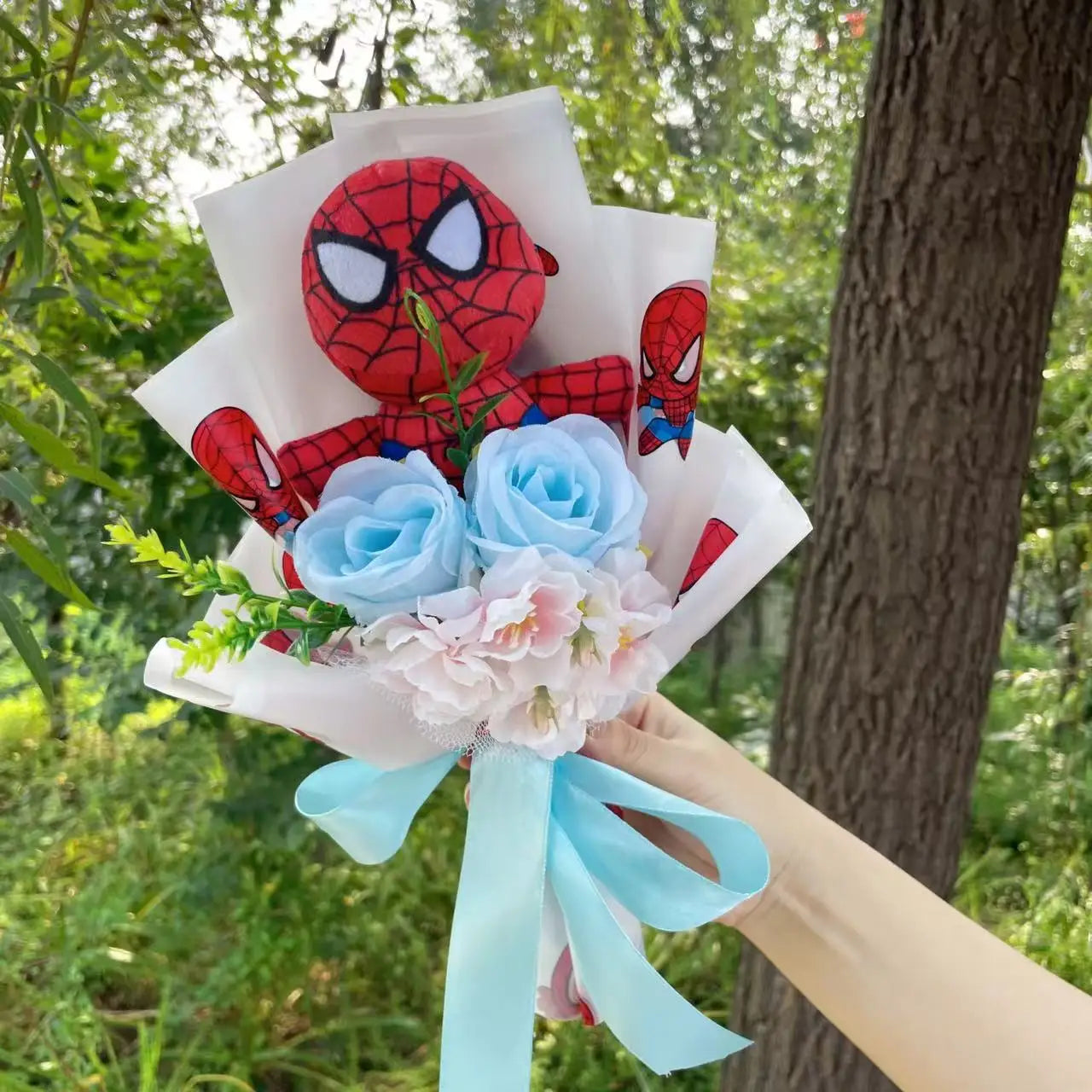 Avengers Spider-Man-buket – håndlavet gave med tøjdyr
