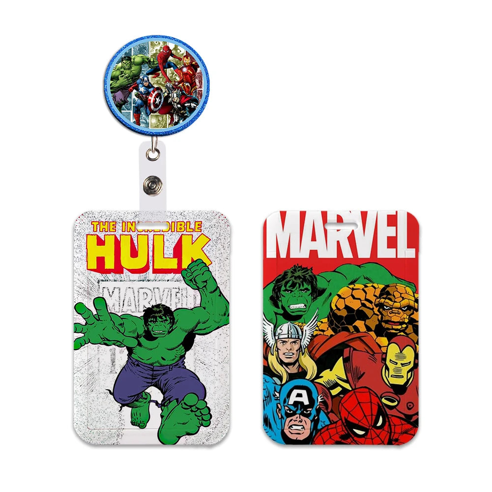 Porta-crachá Hulk - De Pé numa Floresta Iluminada