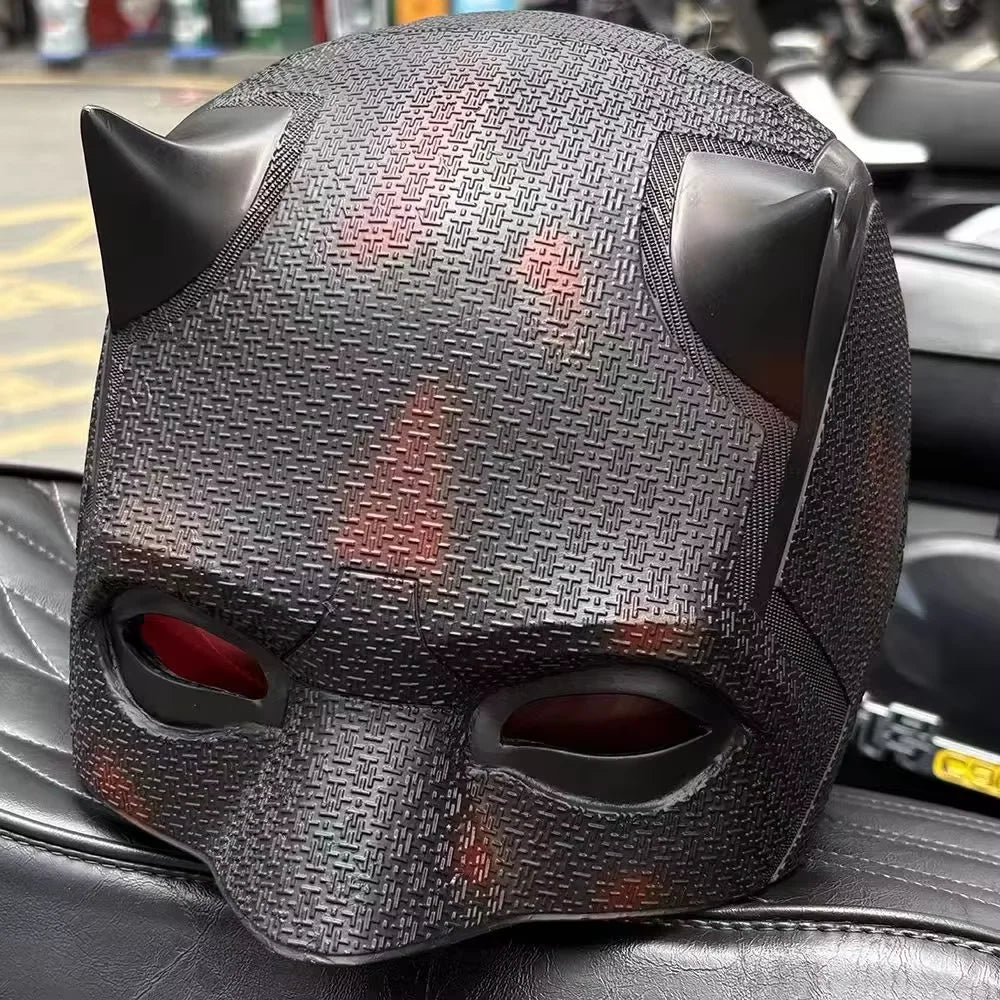Cosplay maska Daredevila – Born Again, helma s rohy
