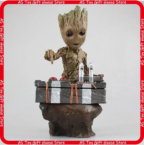 Statuetă Hot Toys Baby Groot – buton detonator din PVC