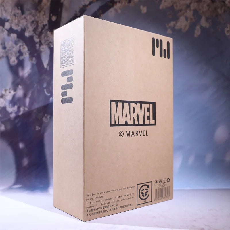 Loki 1/7 Deluxe Marvel-figura – sisakkal, jogarral és cserélhető kezekkel