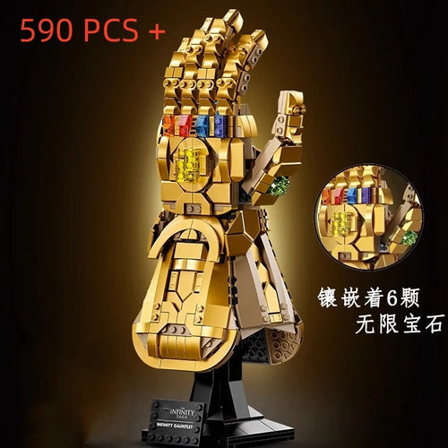 Figura de Blocos Avengers Nano Gauntlet - Edição Dourada com 675 Peças
