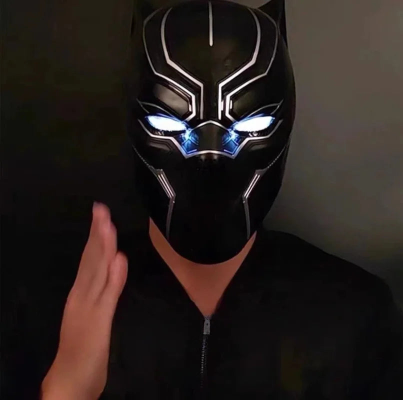 Black Panther Cosplay Helmet - 1:1 Scale, Wearable, High Detail