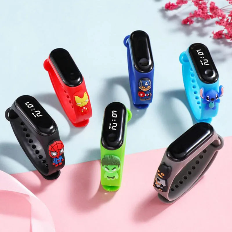 Ceas Avengers cu LED - Pentru copii, impermeabil, supererou