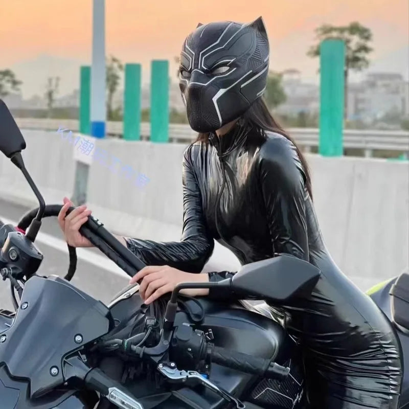 Black Panther Cosplay Helmet - 1:1 Scale, Wearable, High Detail
