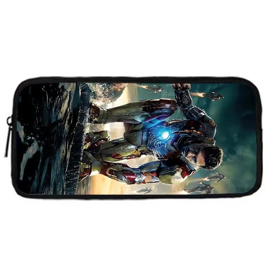 Avengers Iron Man tolltartó – Guggoló alak platformon az osztaggal