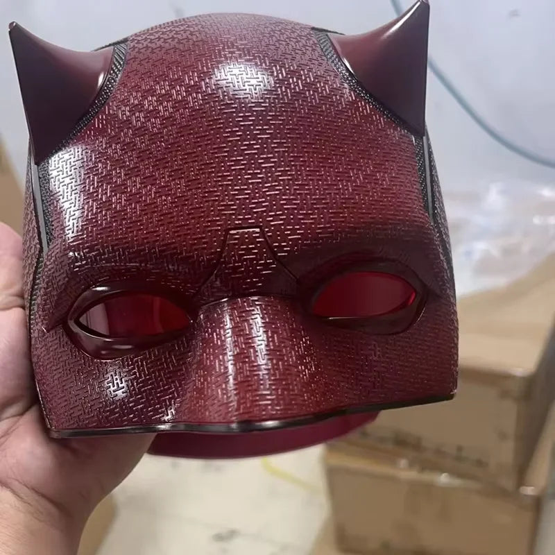 Cosplay maska Daredevila – Born Again, helma s rohy