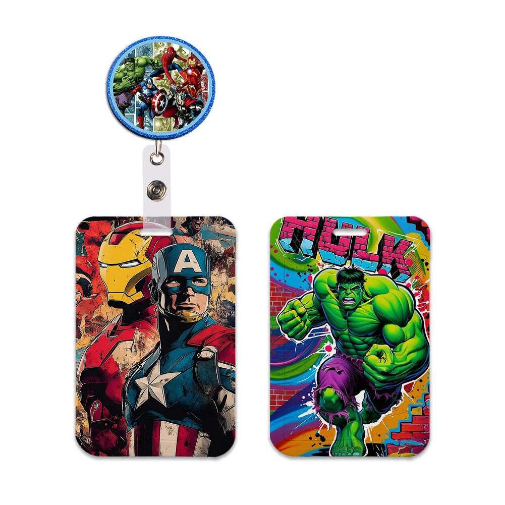 Držák na odznak Avengers – logo A na tmavě modrém pozadí