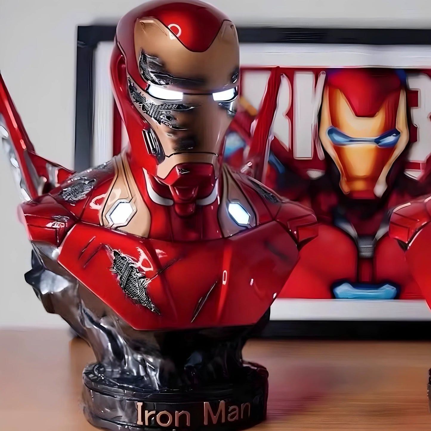 Bosszúállók Iron Man világító mellszobor – klasszikus Avengers-talapzattal