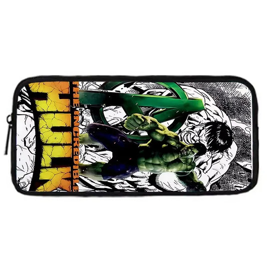 Hulk tolltartó – zöld Incredible Hulk Bosszúállók-logó képregényes stílusban