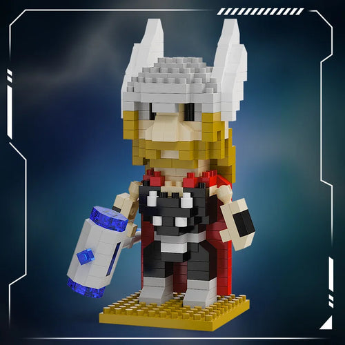 Avengers chibi Thor építőkockák – szárnyas sisak és kalapács