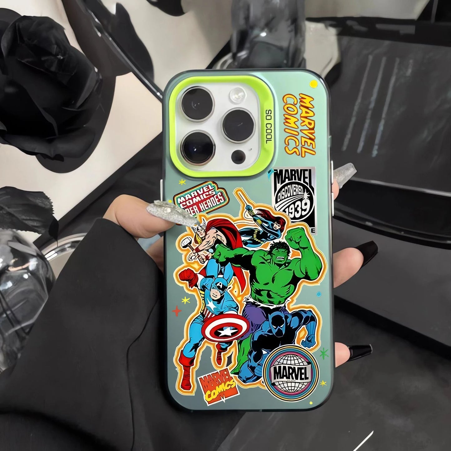 Capa para telemóvel Avengers - Equipa de banda desenhada retro