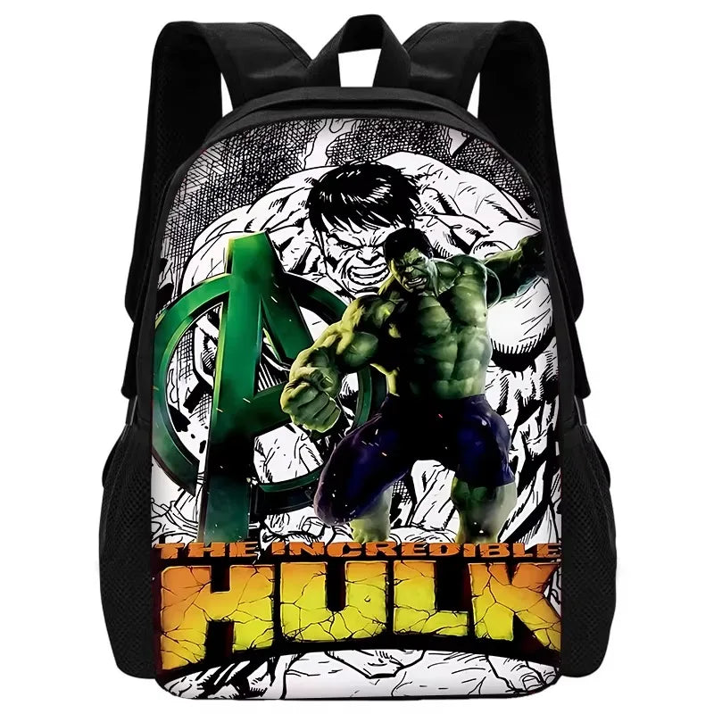 Hulk gyermek hátizsák – zöld Incredible Hulk Bosszúállók-logó képregényes stílusban