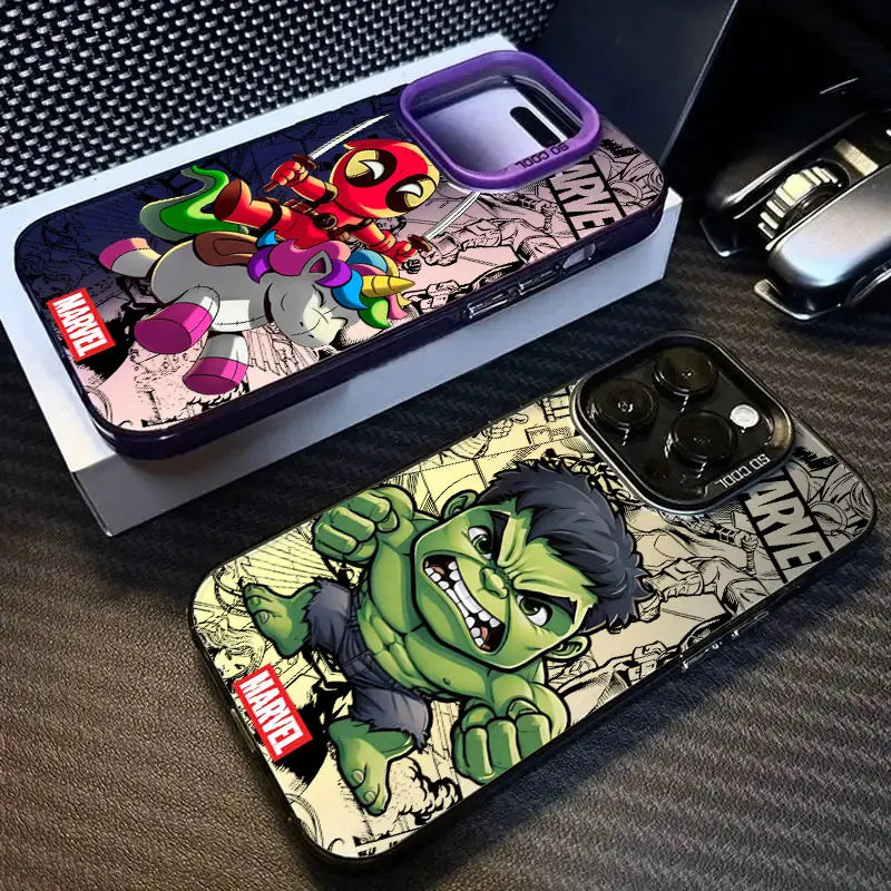 Husă Xiaomi Avengers Hulk – Chibi cu pumnul ridicat, margine albă