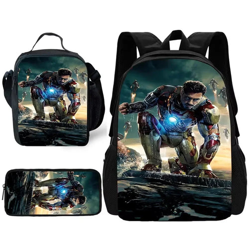 Avengers Iron Man iskolatáska-szett – Guggoló alak fedetlen arccal