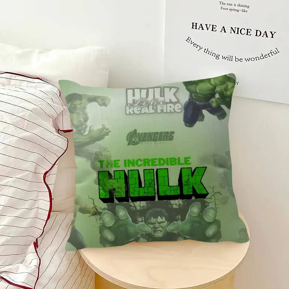 Hulk párnahuzat – Támadó póz zöld háttérrel