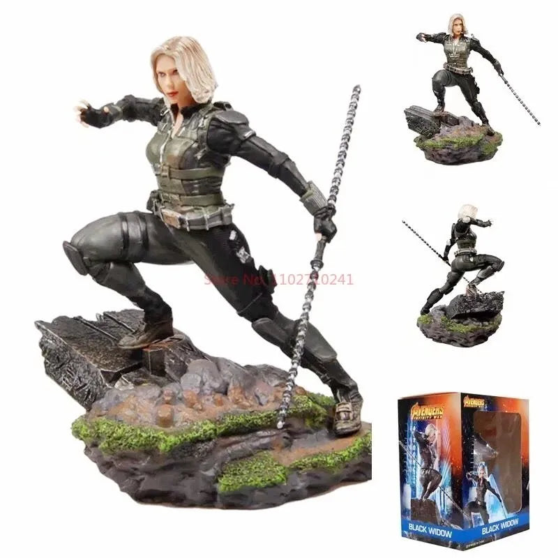 Figurka Avengers Black Widow – taktický oblek s bičem