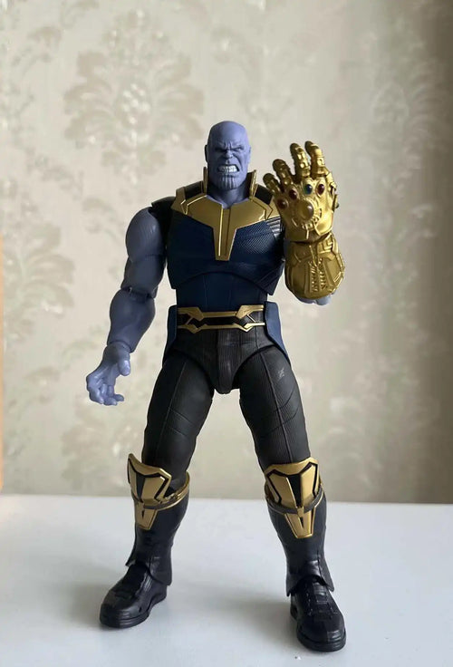 Thanos-mobilfigur – Infinity Gauntlet som skrivbordsdekoration